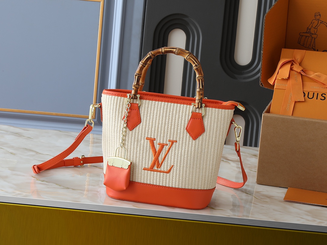 Louis Vuitton LV Classic Handbag Monogram Empreinte Model M25860 Monogram Pattern Everyday Carry Authentic Style